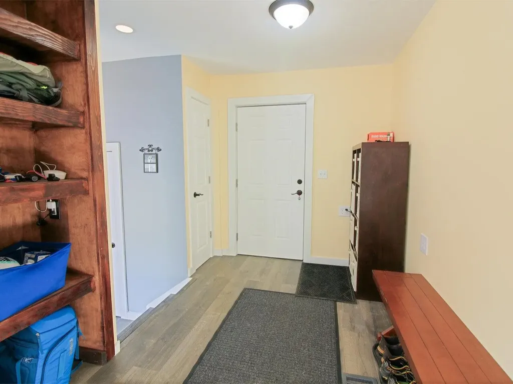 33 Snowflake Drive Jericho VT 05465