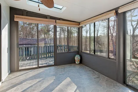 9 Darby Lane Rochester NH 03839-5405