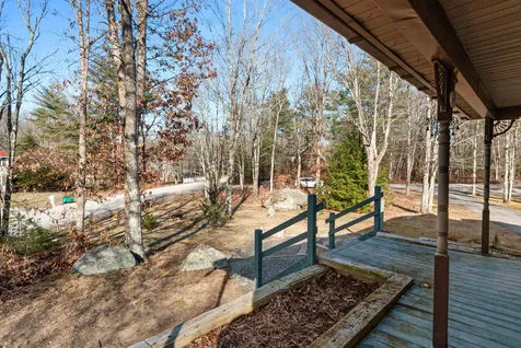 9 Darby Lane Rochester NH 03839-5405
