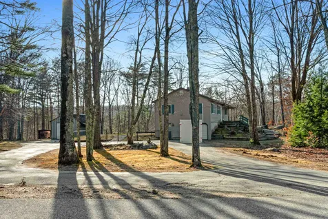 9 Darby Lane Rochester NH 03839-5405