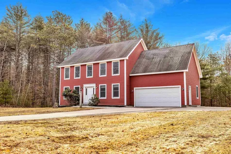 37 Becky Lane Concord NH 03301