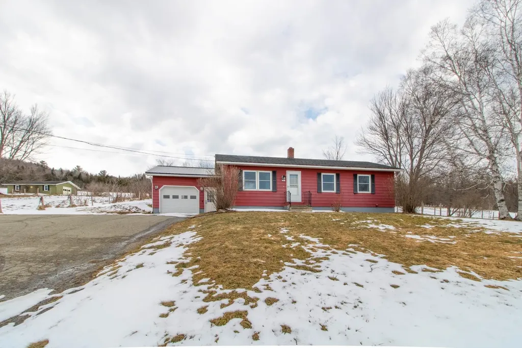 370 Highland Avenue Troy, VT Real Estate MLS 4988174