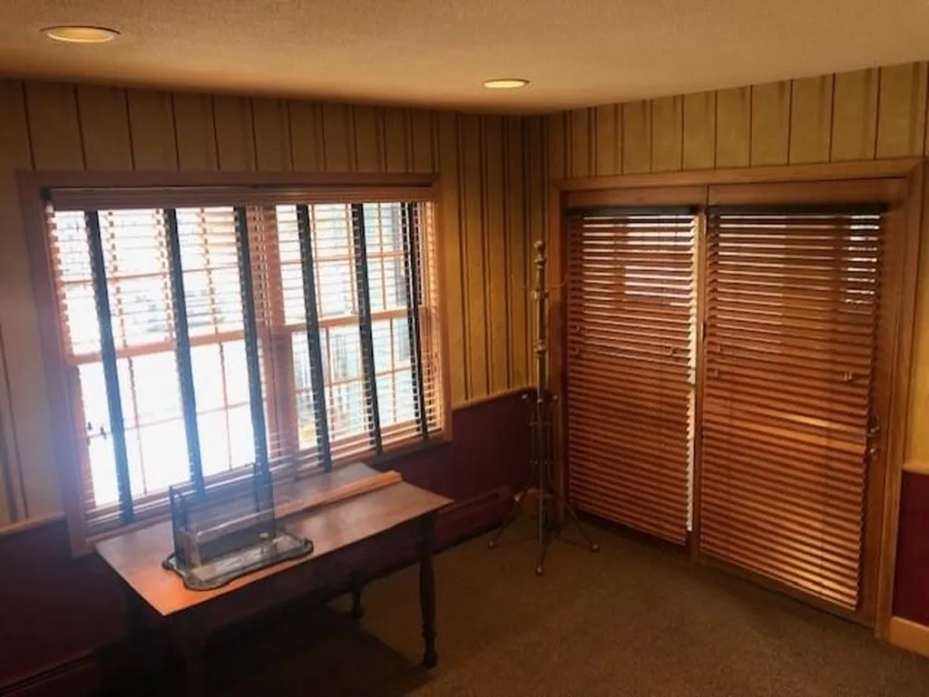 734 Us Route 4 East Rutland Town VT 05701