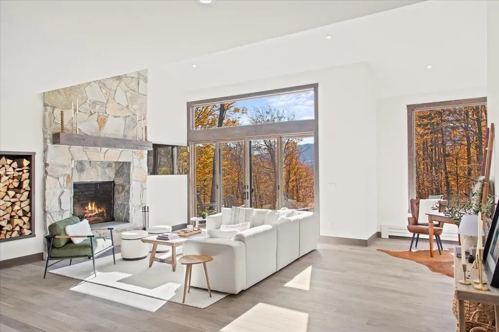 14 Old Ridge Road Winhall VT 05340