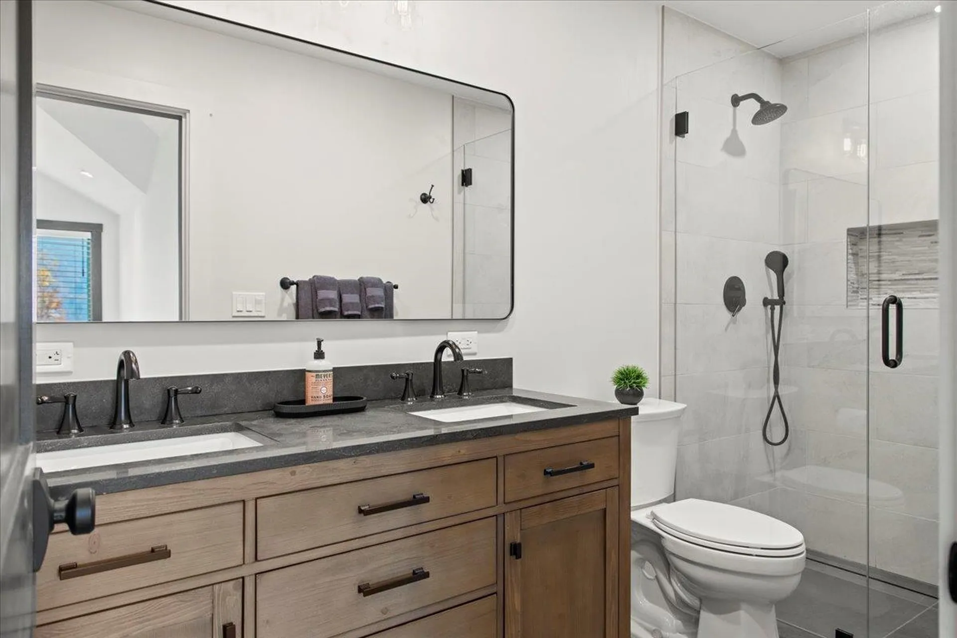 14 Old Ridge Road Winhall VT 05340