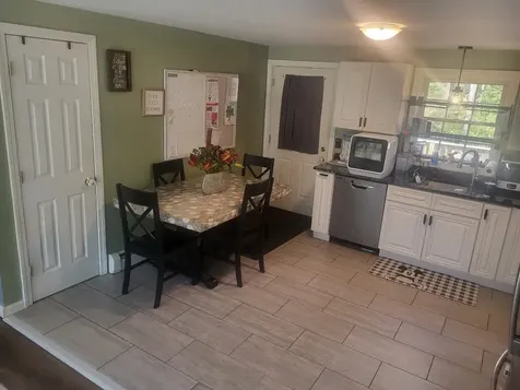 14 Wentworth Lane Barnstead NH 03225