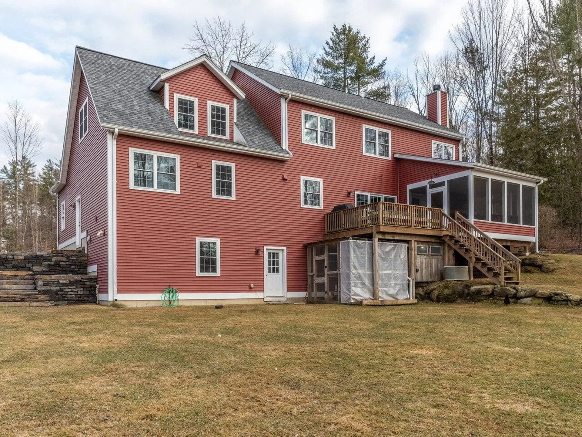 140 Wolf Lane Richmond VT 05477