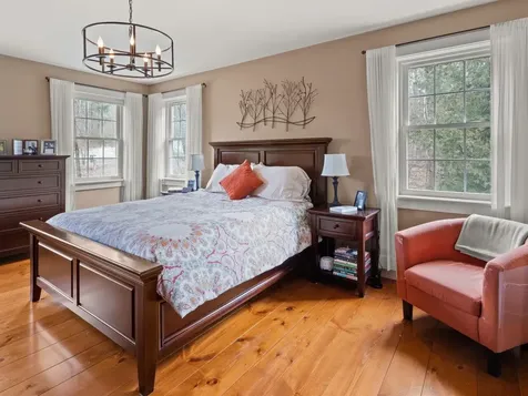 140 Wolf Lane Richmond VT 05477