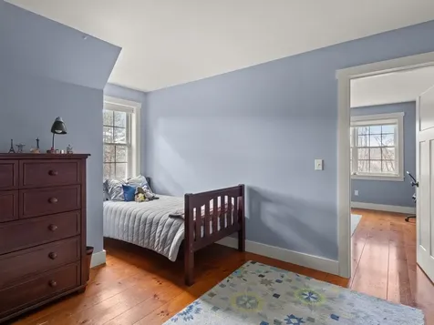 140 Wolf Lane Richmond VT 05477