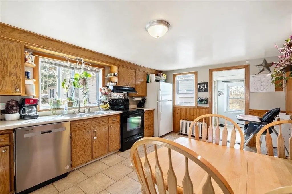 32 Huntington Street St. Albans City VT 05478