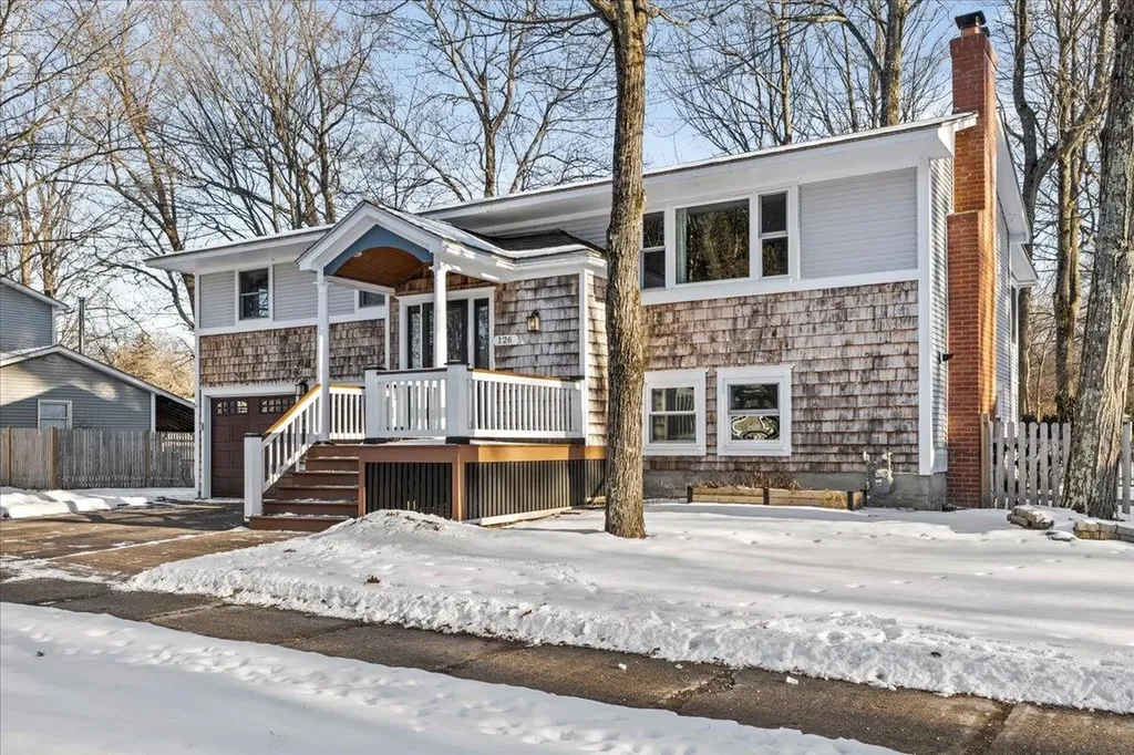 126 Pleasant Avenue Burlington VT 05408