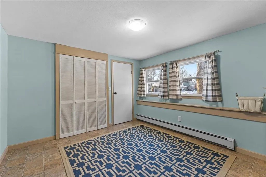 126 Pleasant Avenue Burlington VT 05408