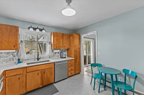 126 Pleasant Avenue Burlington VT 05408