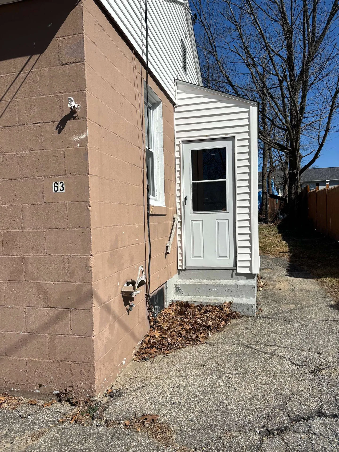 61-63 Gabrielle Street Manchester NH 03103