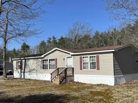 52 Country Lane Fremont NH 03044