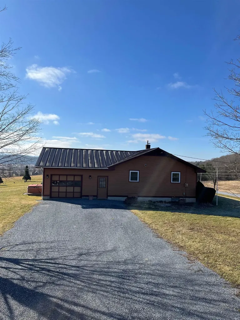 2569 South Street New Haven VT 05472
