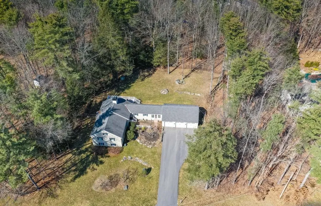 14 Cullen Way Exeter NH 03833