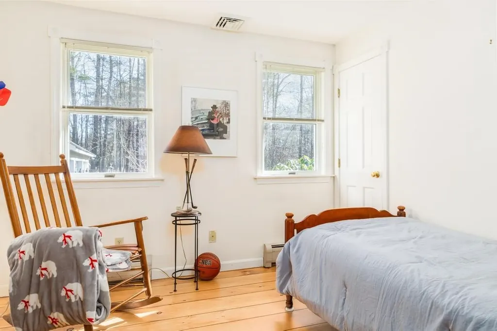 14 Cullen Way Exeter NH 03833