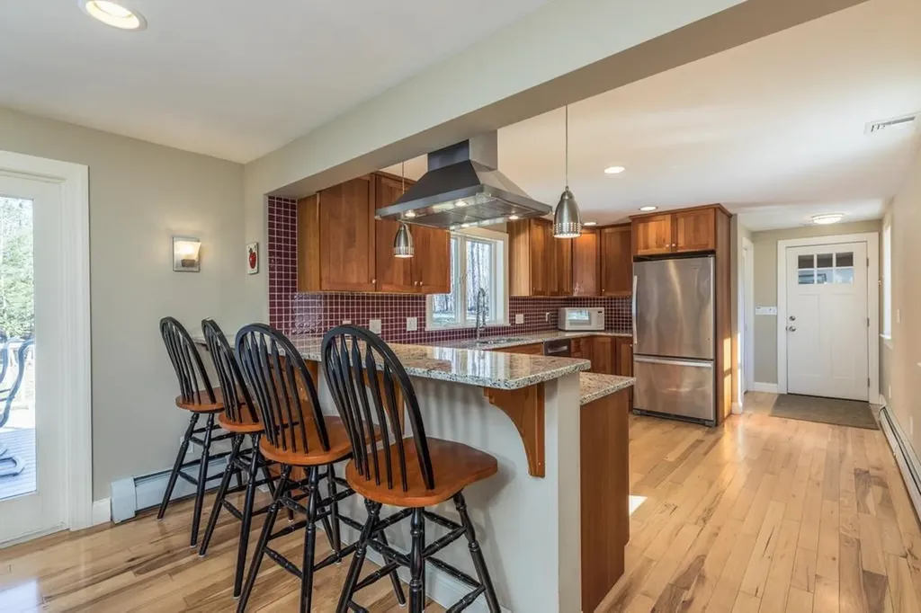 14 Cullen Way Exeter NH 03833