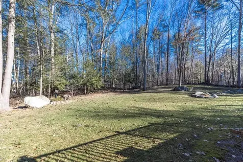 14 Cullen Way Exeter NH 03833
