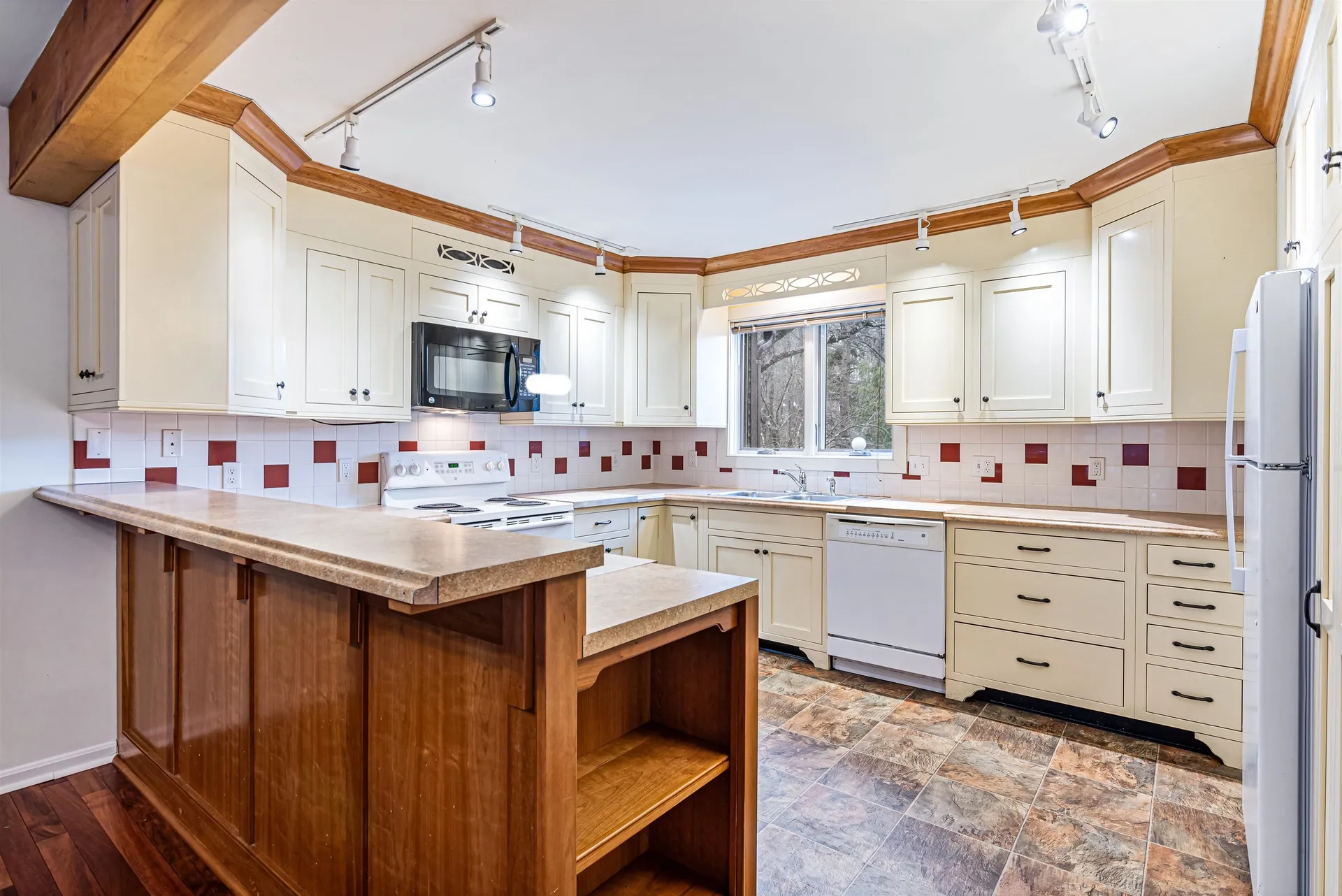 492 Acorn Lane Shelburne VT 05482