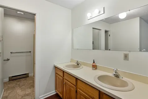 492 Acorn Lane Shelburne VT 05482