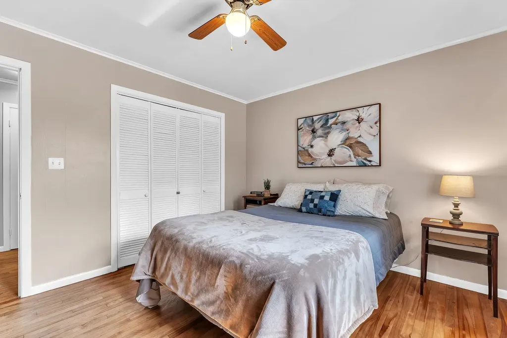 114 Vt Route 214 Plainfield VT 05667