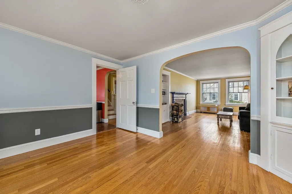 5 Longmeadow Road Dover NH 03820
