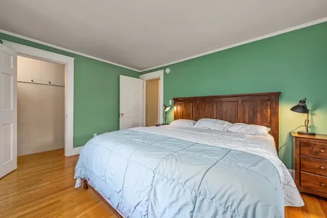 5 Longmeadow Road Dover NH 03820