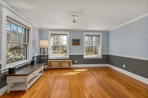 5 Longmeadow Road Dover NH 03820