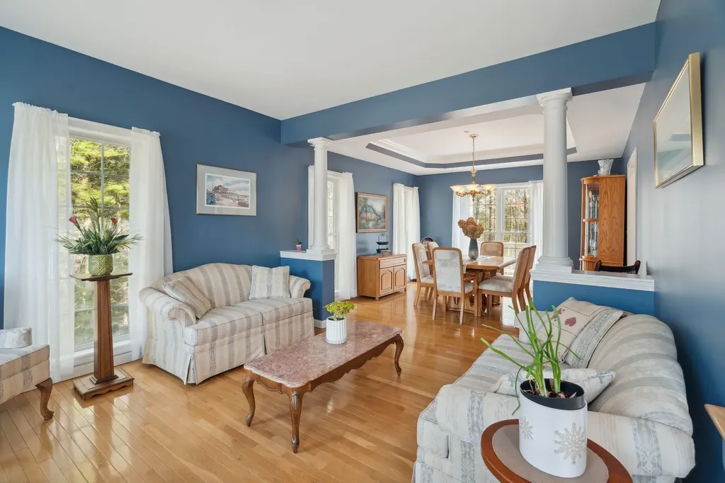 15 Farrwood Drive Hooksett NH 03106