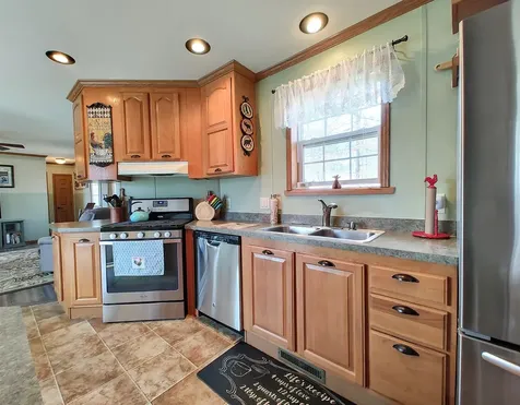 30 Pine Knoll Lane Lee NH 03861