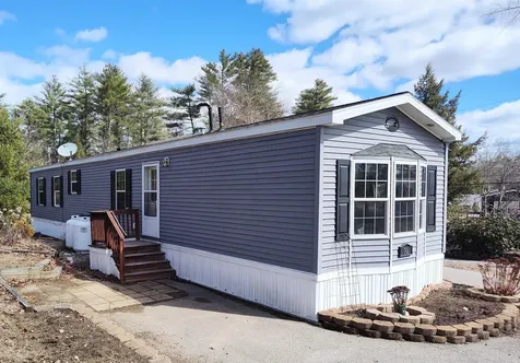 30 Pine Knoll Lane Lee NH 03861