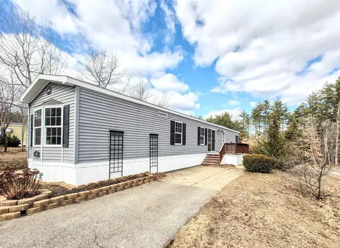 30 Pine Knoll Lane Lee NH 03861