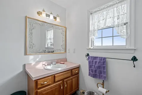 188 Stoneham Road Wolfeboro NH 03894