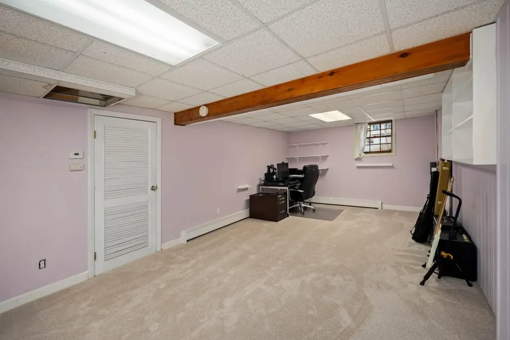 75 Hall Road Londonderry NH 03053