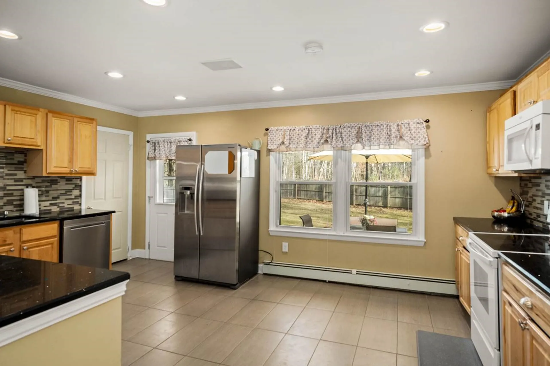 75 Hall Road Londonderry NH 03053