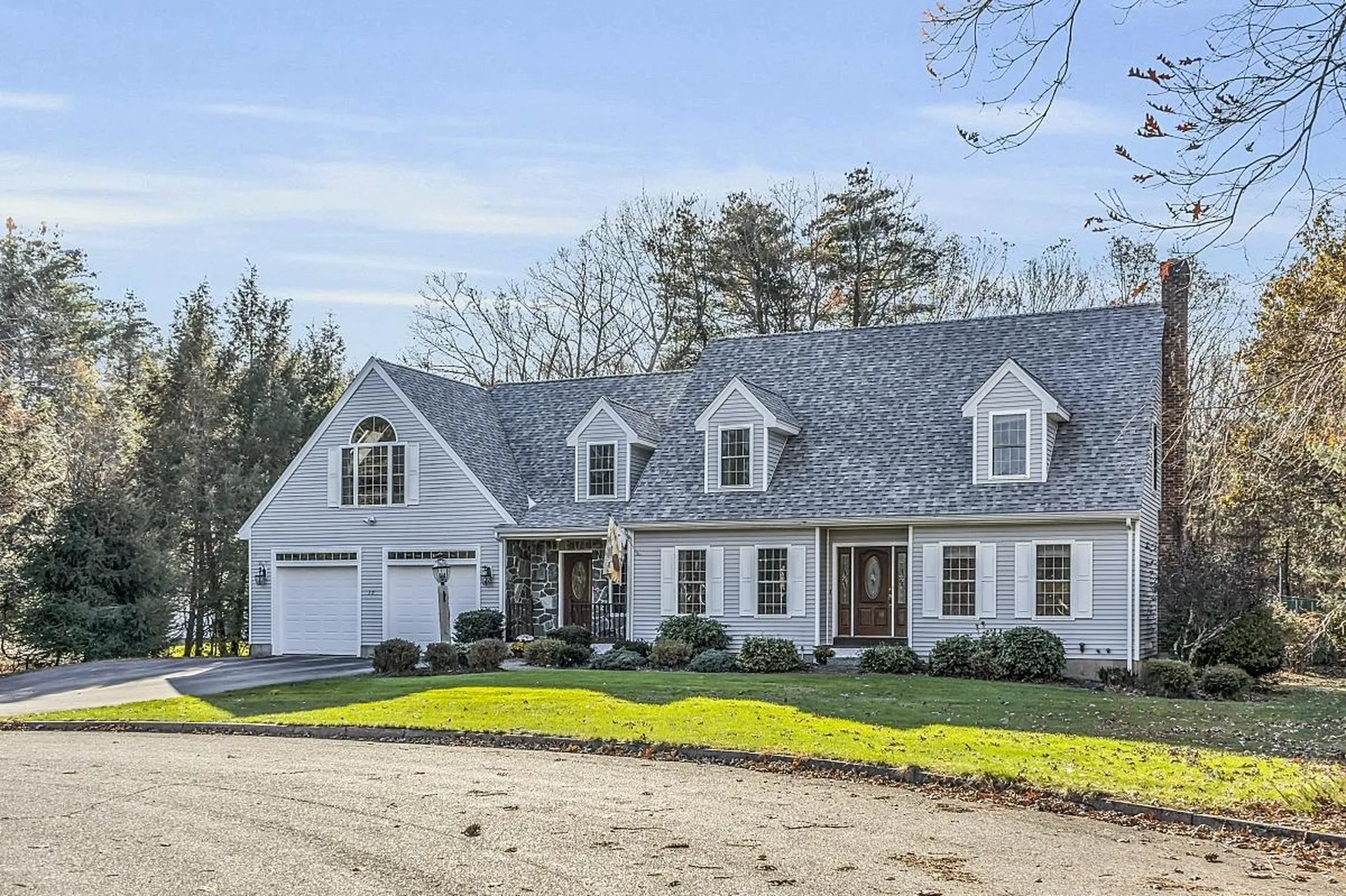 12 Kristie Lane Plaistow NH 03865