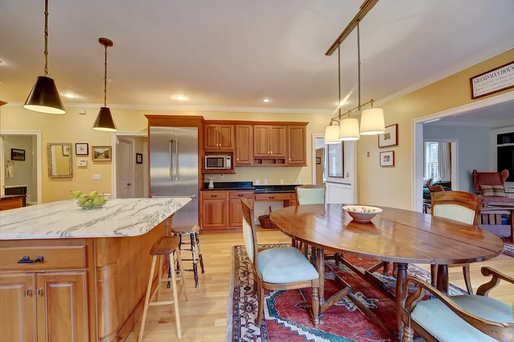 79 Linden Road Hampton Falls NH 03844