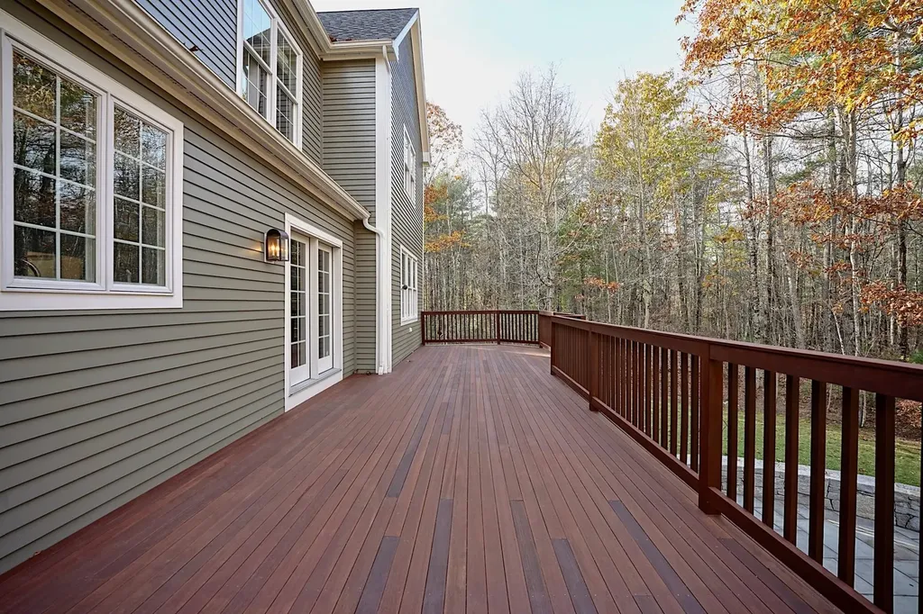 79 Linden Road Hampton Falls NH 03844