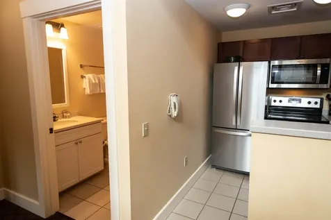 439/441 Qtr. I I I Jackson Gore Inn Ludlow VT 05149