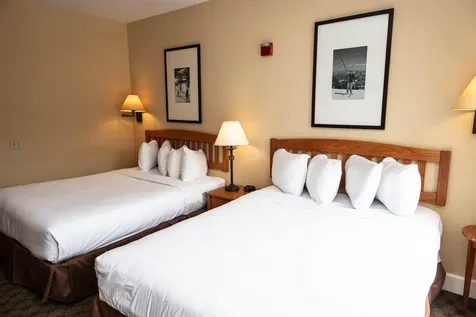 439/441 Qtr. I I I Jackson Gore Inn Ludlow VT 05149