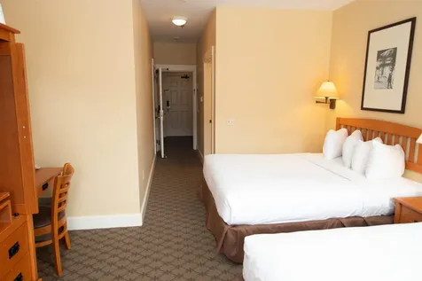 439/441 Qtr. I I I Jackson Gore Inn Ludlow VT 05149