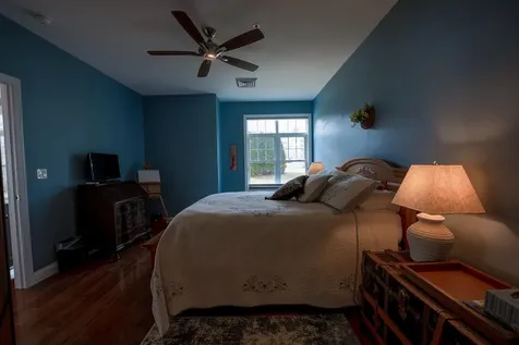8 Sterling Hill Lane Exeter NH 03833
