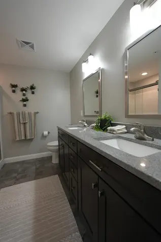 8 Sterling Hill Lane Exeter NH 03833