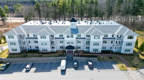 8 Sterling Hill Lane Exeter NH 03833