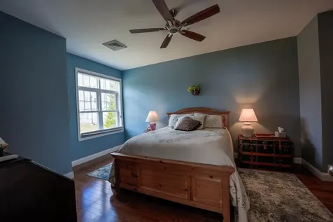 8 Sterling Hill Lane Exeter NH 03833