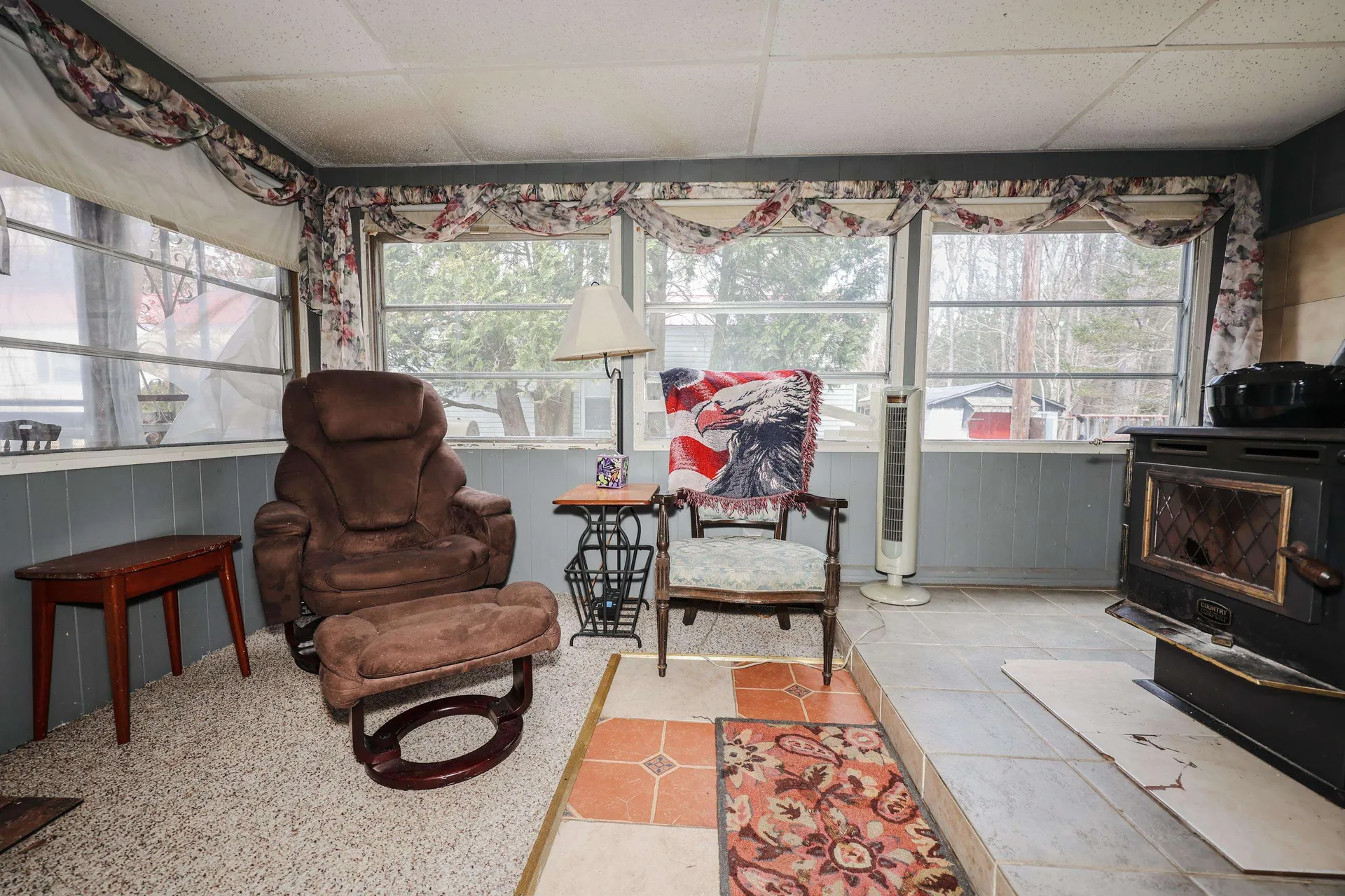 37 Old Cart Road Raymond NH 03077