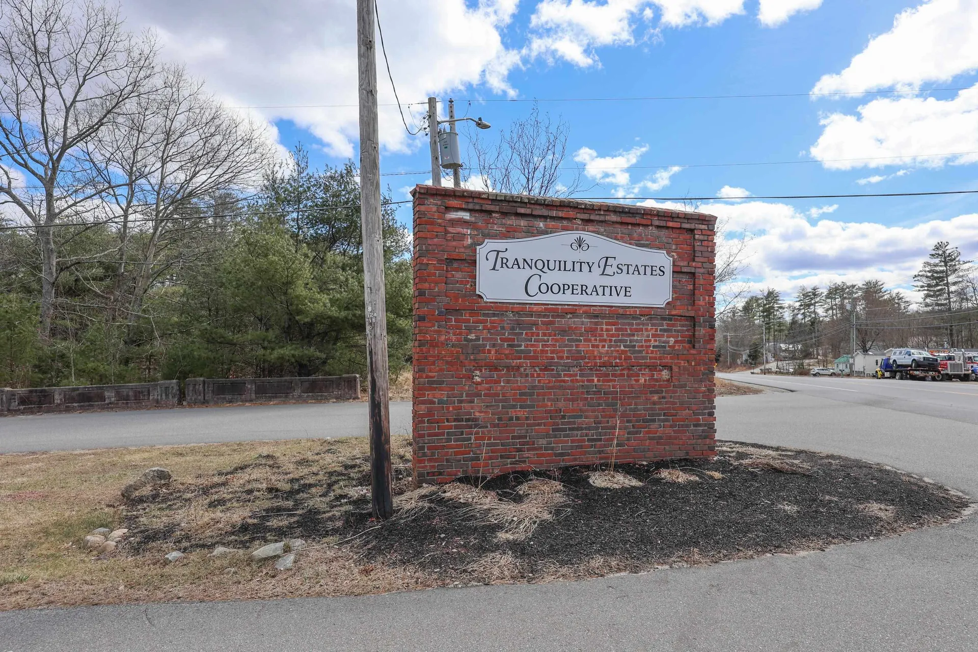 37 Old Cart Road Raymond NH 03077
