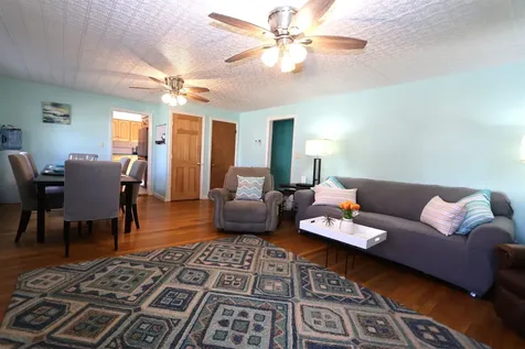 9 Warner Lane Hampton NH 03842